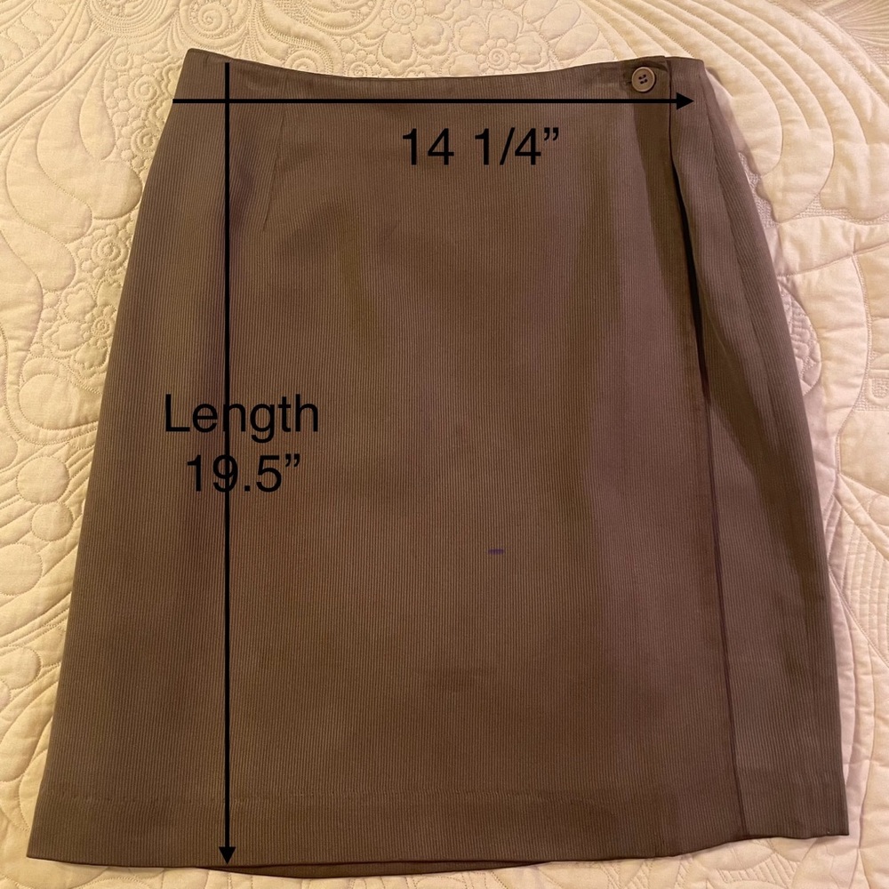 Wonderful, slimming and complementary wrap around style silk skirt